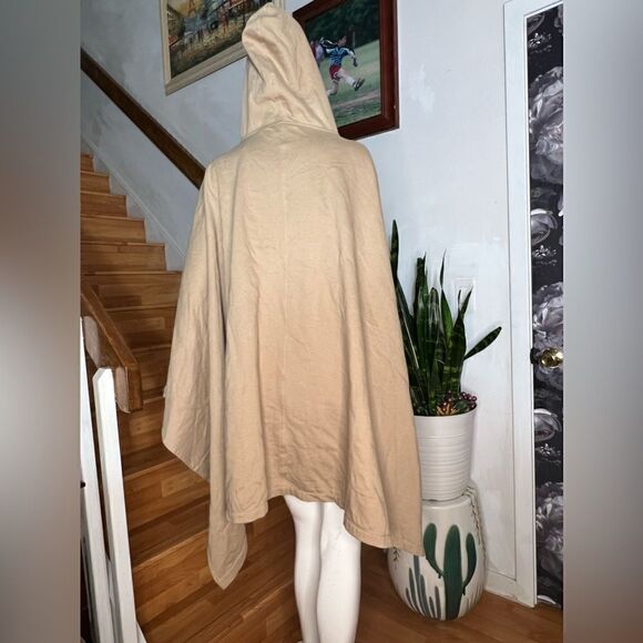 NICHOLAS K HERON PONCHO
OATMEAL - Picture 9 of 11